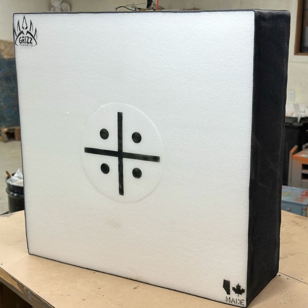 Grizz Field Point 48" with Replacement Cores Grizz Targets & Archery